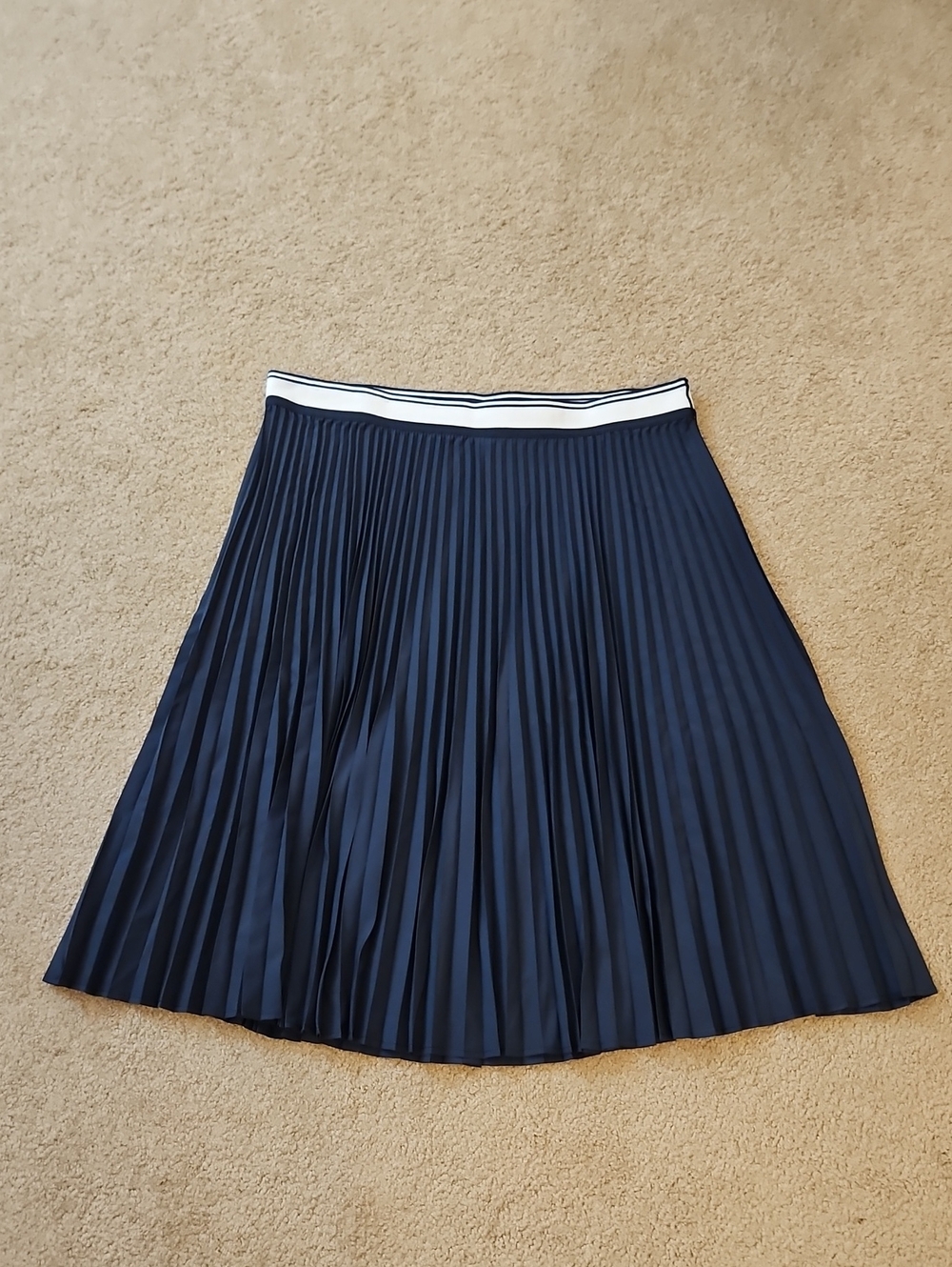 Old Navy Pleated Navy Skirt with Contrast Waistband Women's Size XXL
